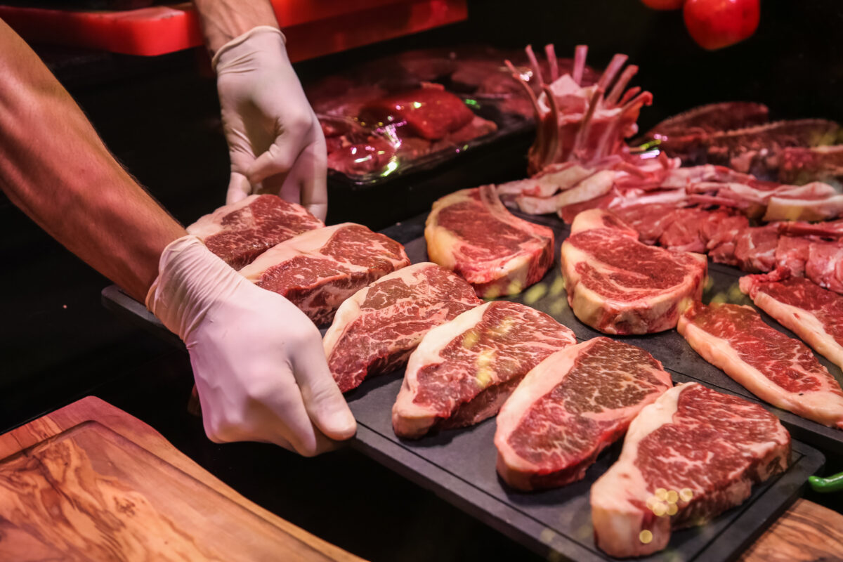 Taaza Meat Express. 100% halal, hygienically packed, and delivered to your doorstep.